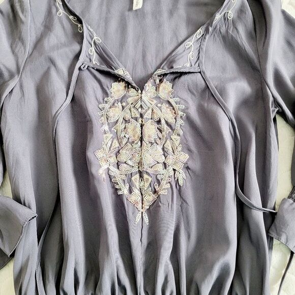 Robbi and Nikki grey boho top 3/4 half sleeves embroidered hippie indie small - Picture 7 of 7